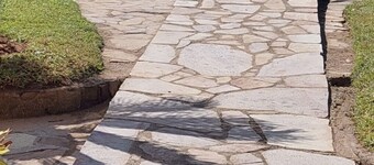 Wits-End Self Catering family or group Accommodation, roomy, peaceful, desired 