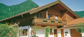 Ferienwohnung Nr. 1,35qm, Balkon, Küche, 1 Schlafzimmer, 1 Wohnzimmer, 2 Personen