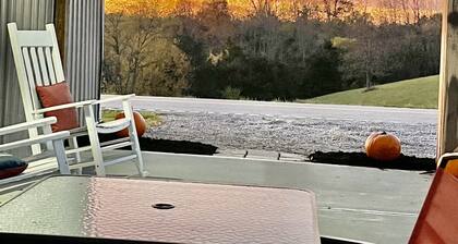 Countryside Inn, Located 9 mi. from the Ark Encounter-Fire pit and Barn games🐮🐮