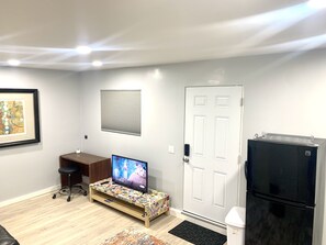 Interior - Guesthouse with private parking < 6 miles to Disneyland (Santa Ana)