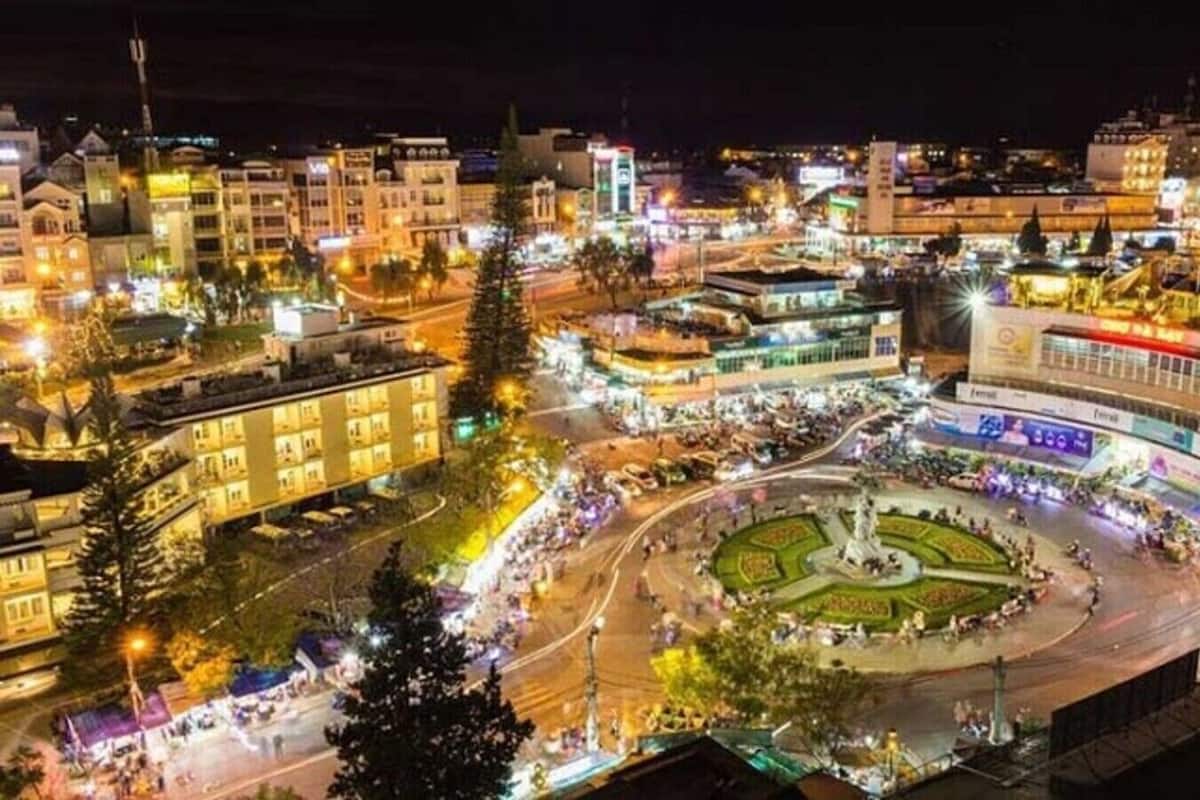 Exclusive Studio Suite, 1 Bedroom, City View | Soundproofing, free WiFi