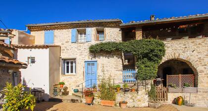 Gorgeous home in Salles sous Bois
