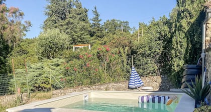 Beautiful home in Salles sous Bois