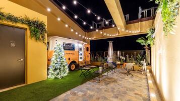 Panoramic Ocean View Glamping Caravan | Terrace/patio