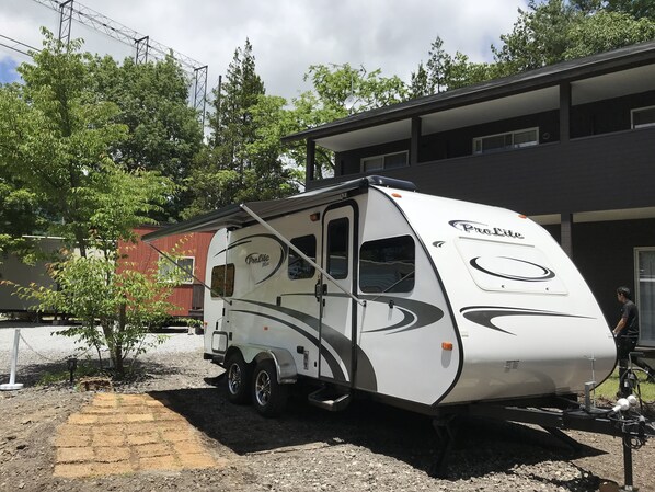 Property grounds - DogrunCafe&Resorts JENNIE West-Karuizawa "Max" Perfect for couples and solo travelers! Pet Friendly Hotels (Miyota, Kitasaku District)