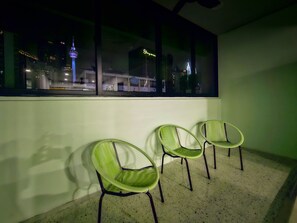 Signature Apartment | Living area