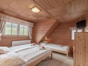 7 bedrooms, Internet