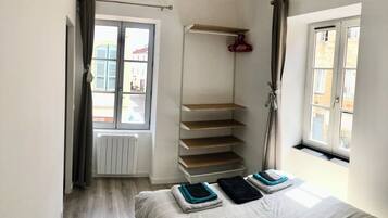 1 bedroom, free WiFi, bed sheets