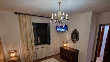 2 camere, ferro/asse da stiro, Wi-Fi, lenzuola