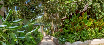 Garden Courts Hotel Masaka