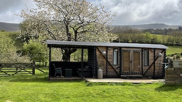 Cabin | Property grounds