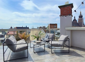 Apartemen Grand | Teras/patio