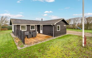 Exterior - 4 bedroom cozy home in Vinderup (Vinderup)