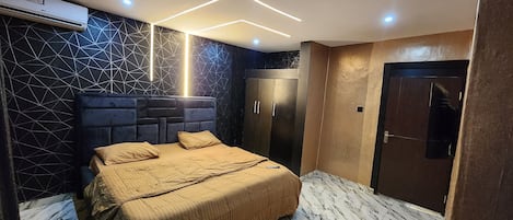 1 habitación, sábanas de algodón egipcio y ropa de cama de alta calidad