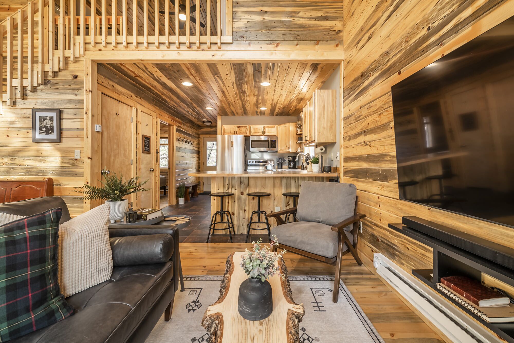 TV, fireplace, books, offices