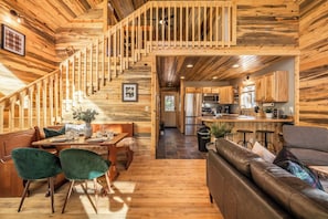 Interior - Dark Sky Views - Firepit - Sauna - Grill - Fishing (Florissant)