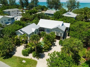Exterior - A Sea Star by Beach Boutique Rentals (Anna Maria)