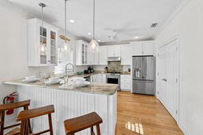 Fridge, microwave, oven, stovetop - A Sea Star by Beach Boutique Rentals (Anna Maria)