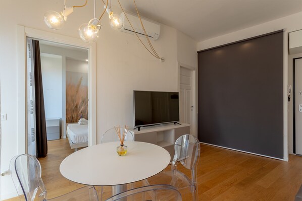 2 bedrooms, iron/ironing board, free WiFi, bed sheets - Good Vibes House  (Firenze)