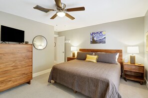 3 bedrooms, iron/ironing board, Internet, bed sheets