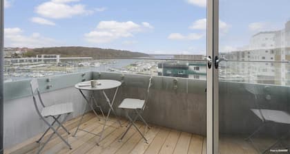 Seaside apartment with magical balcony views