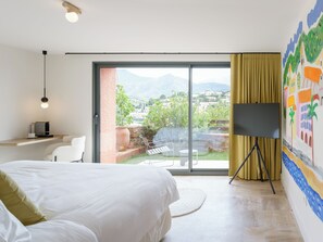 Suite Premium | 1 chambre, literie de qualité supérieure, matelas Tempur-Pedic, minibar