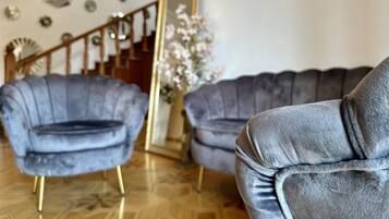 Daily buffet breakfast (AMD 3000 per person)