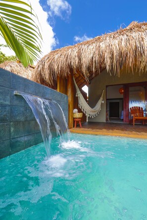 Bungalow de lujo, vistas al mar | 1 dormitorio y ropa de cama de alta calidad