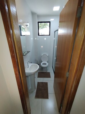 Shower, towels, toilet paper