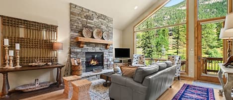 Townhome, 3 Bedrooms | Living area