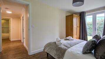 2 chambres, fer et planche Ă repasser, lit parapluie, Wi-Fi gratuit