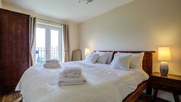 2 chambres, fer et planche Ă repasser, lit parapluie, Wi-Fi gratuit