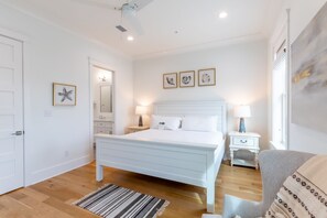 2 chambres, fer et planche à repasser, accès au Wi-Fi (inclus)