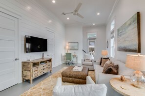 スマートテレビ、ステレオ