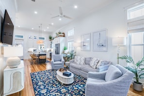 Smart TV, stereo - BVR 45 - Southern Sands by Liquid Life (Orange Beach)