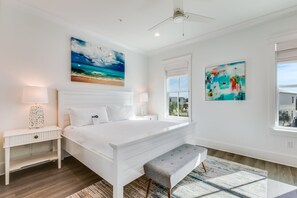 2 室のベッドルーム、アイロン / アイロン台、WiFi (無料)、ベッドシーツ