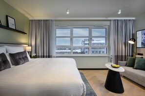 In-room safe, desk, laptop workspace, soundproofing