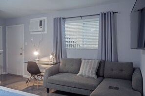 Smart TV - Montrose Amazing Studio! Medical Center 01 ⭐️⭐️⭐️⭐️⭐️ (Houston)