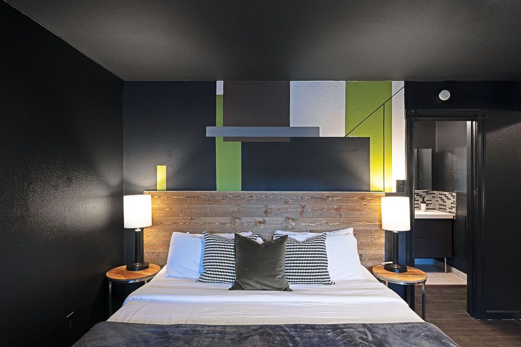 Desk, iron/ironing board, travel crib, free WiFi