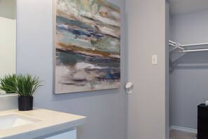 Interior - Montrose Awesome Studio! Medical Center 04 ⭐️⭐️⭐️⭐️⭐️ (Houston)