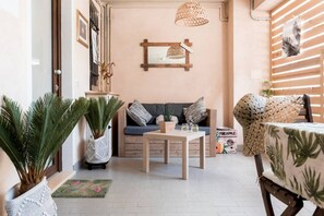 Interior - Resilience Tropical Apartments&Room (App. Pineapple) (Porto Sant'Elpidio)