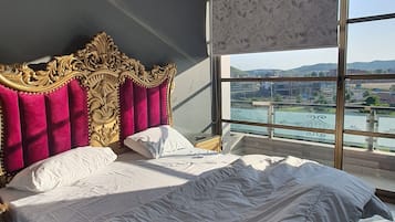 1 chambre, fer et planche Ă  repasser, Wi-Fi, draps fournis