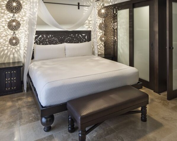 1 bedroom, iron/ironing board, WiFi, bed sheets - Cabo Azul Resort in December! (Cabo San Lucas)