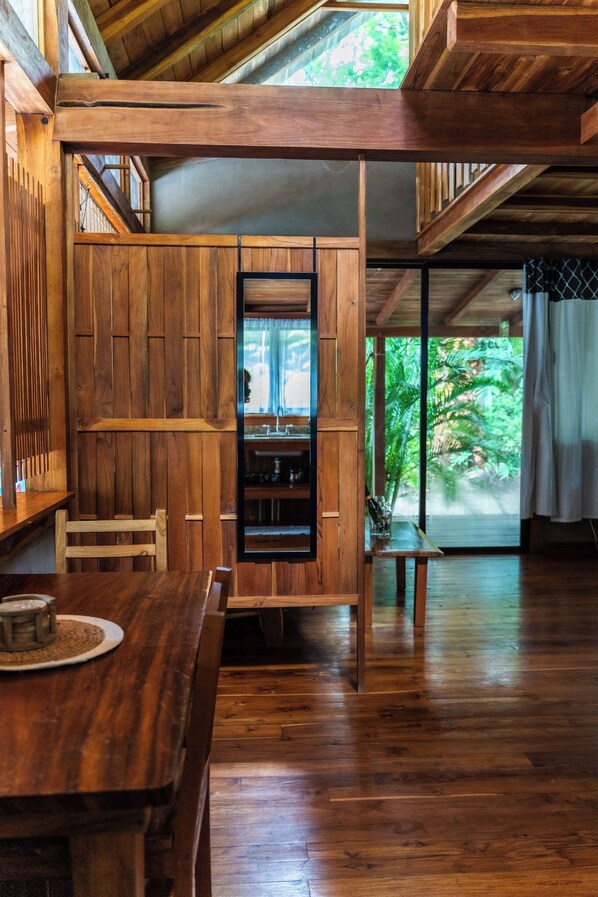 Dining - Playa Pelada Beachfront Bungalow at villas Ecositas Nosara (Provincia de Guanacaste)