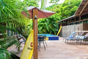 Outdoor dining - Playa Pelada Beachfront Bungalow at villas Ecositas Nosara (Provincia de Guanacaste)