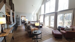 スマートテレビ、暖炉