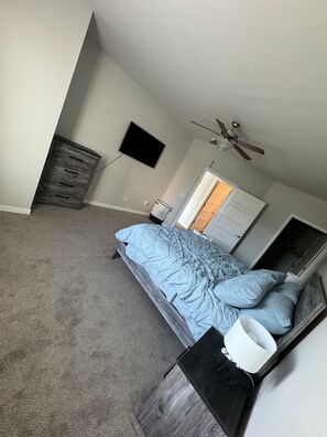 1 bedroom, iron/ironing board, WiFi, bed sheets - Omahas Coastal Escape (Omaha)