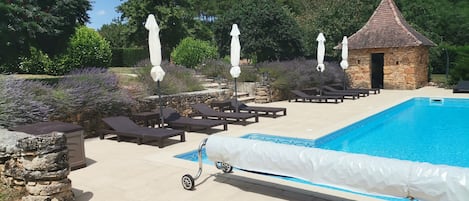 Piscine extérieure, piscine chauffée
