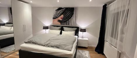 1 chambre, fer et planche à repasser, Wi-Fi gratuit, draps fournis