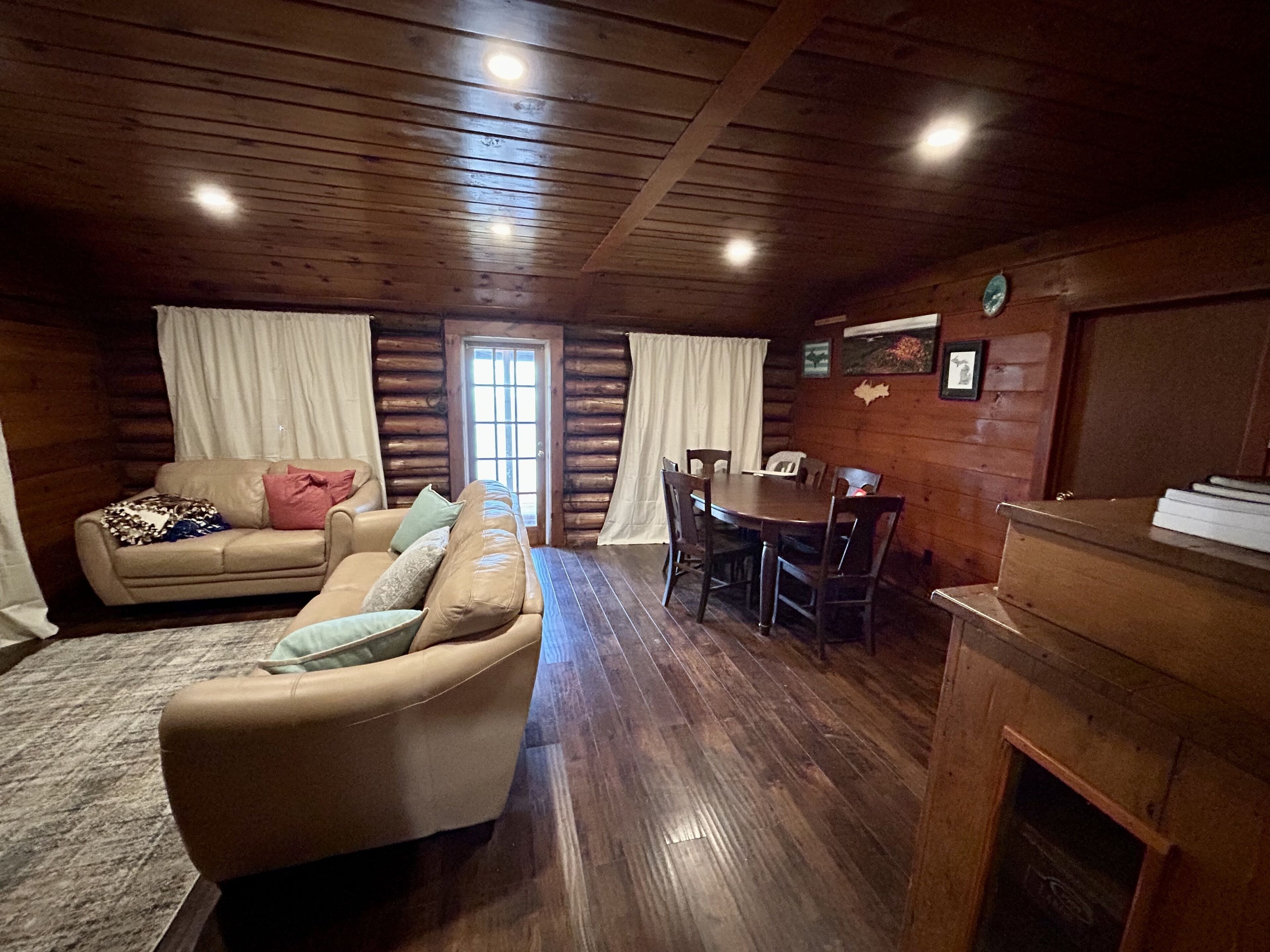 智能電視、書籍